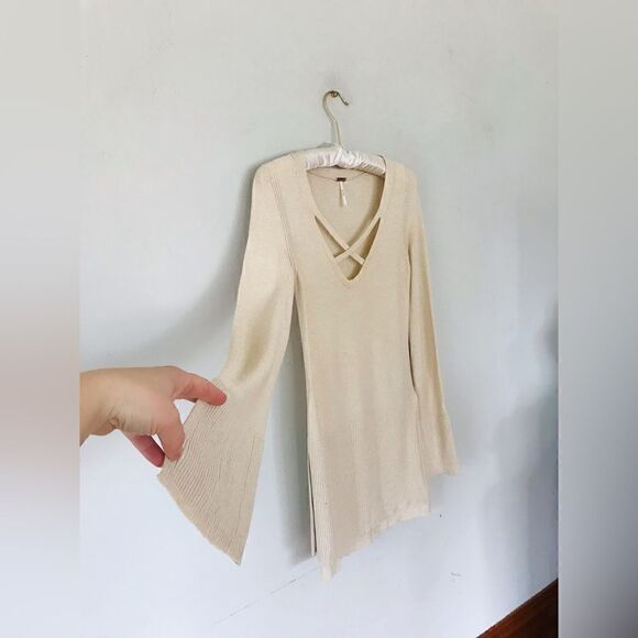 Free People Criss Cross Sweater in beige | size XS - Picture 7 of 8